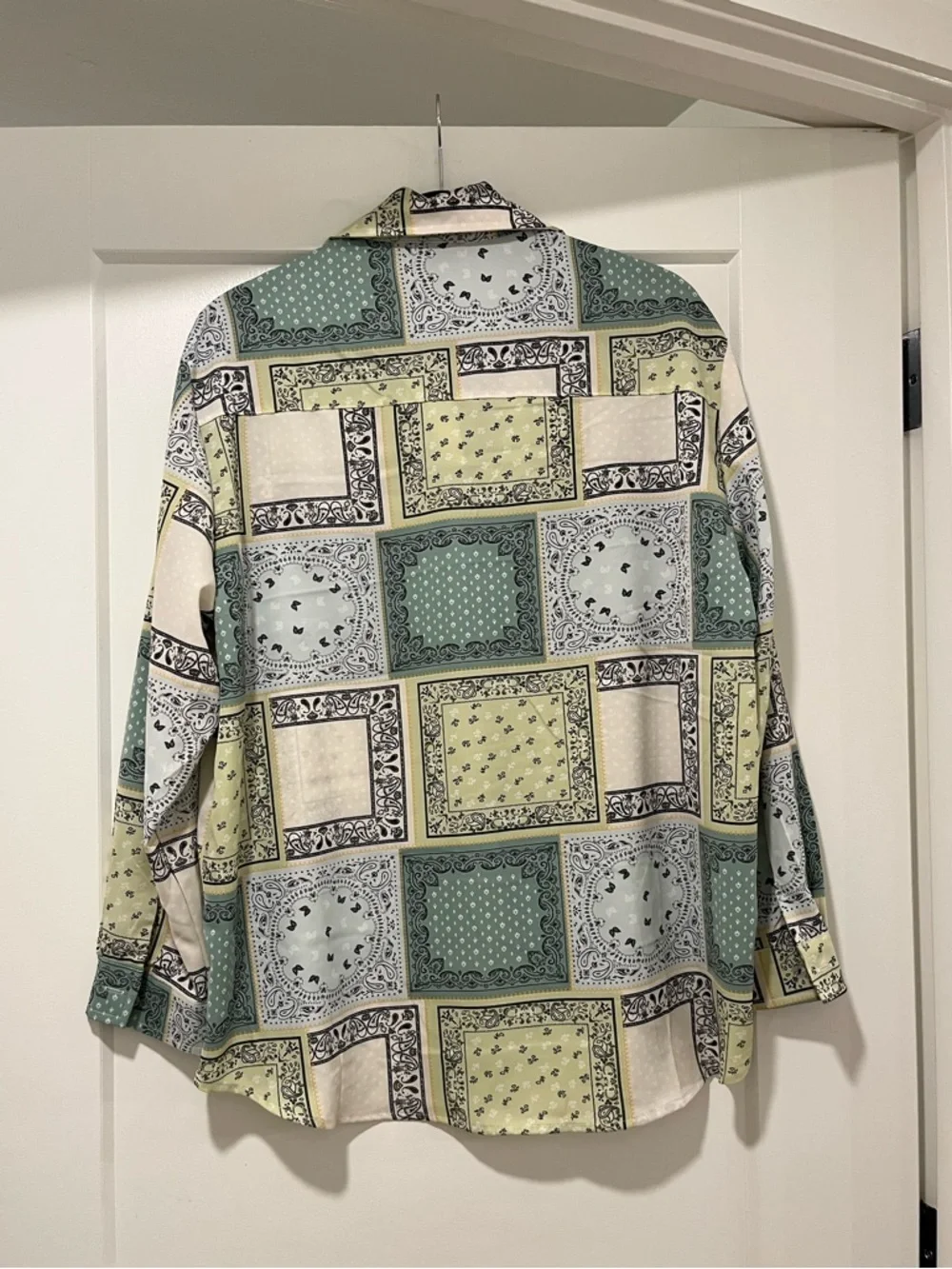 Green Paisley Button Down - Picture 4 of 6